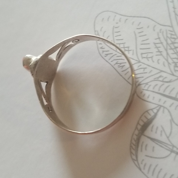 Silver ring. - Picture 4 of 5